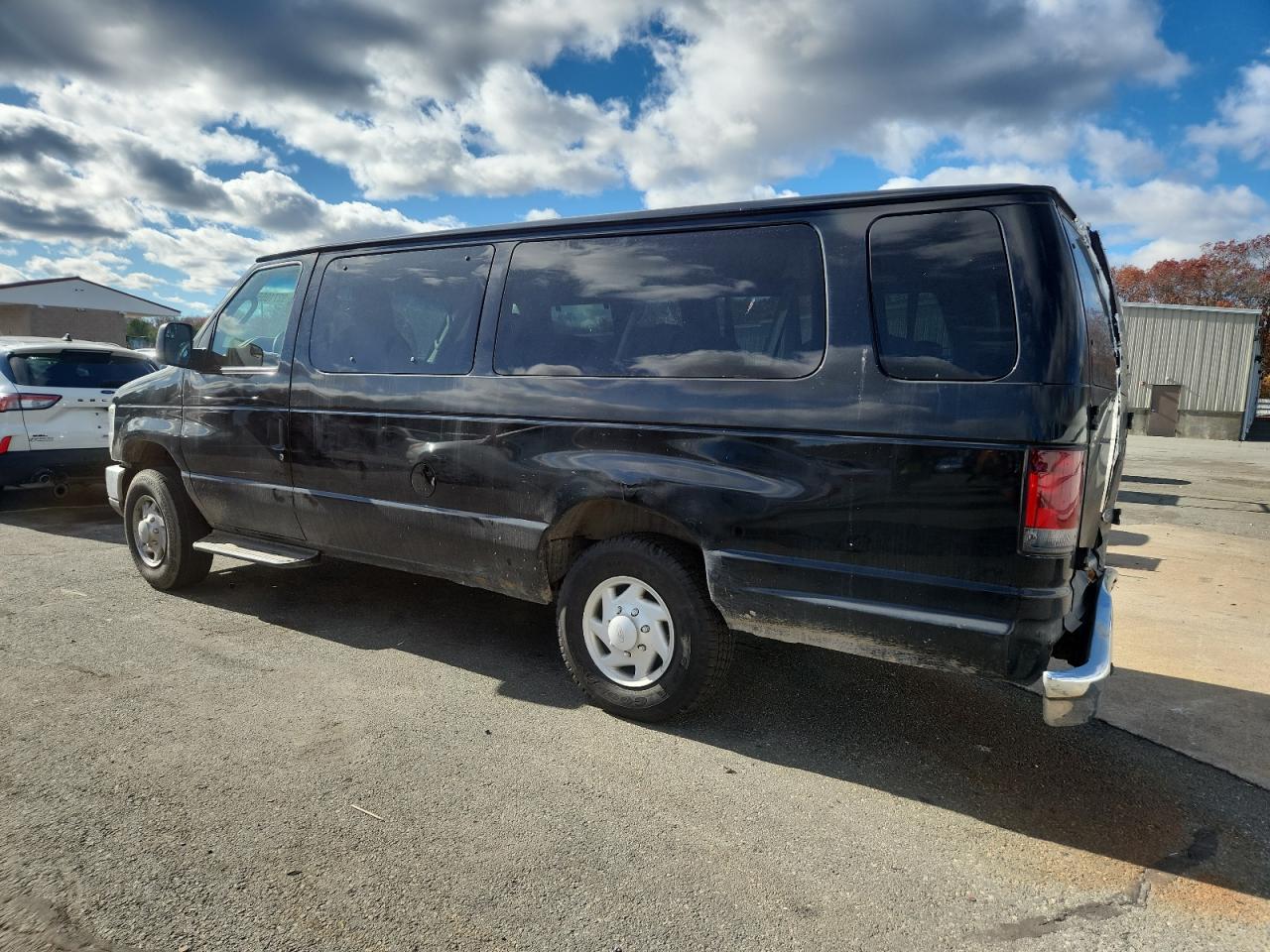 FORD ECONOLINE E350 SUPER DUTY WAGON