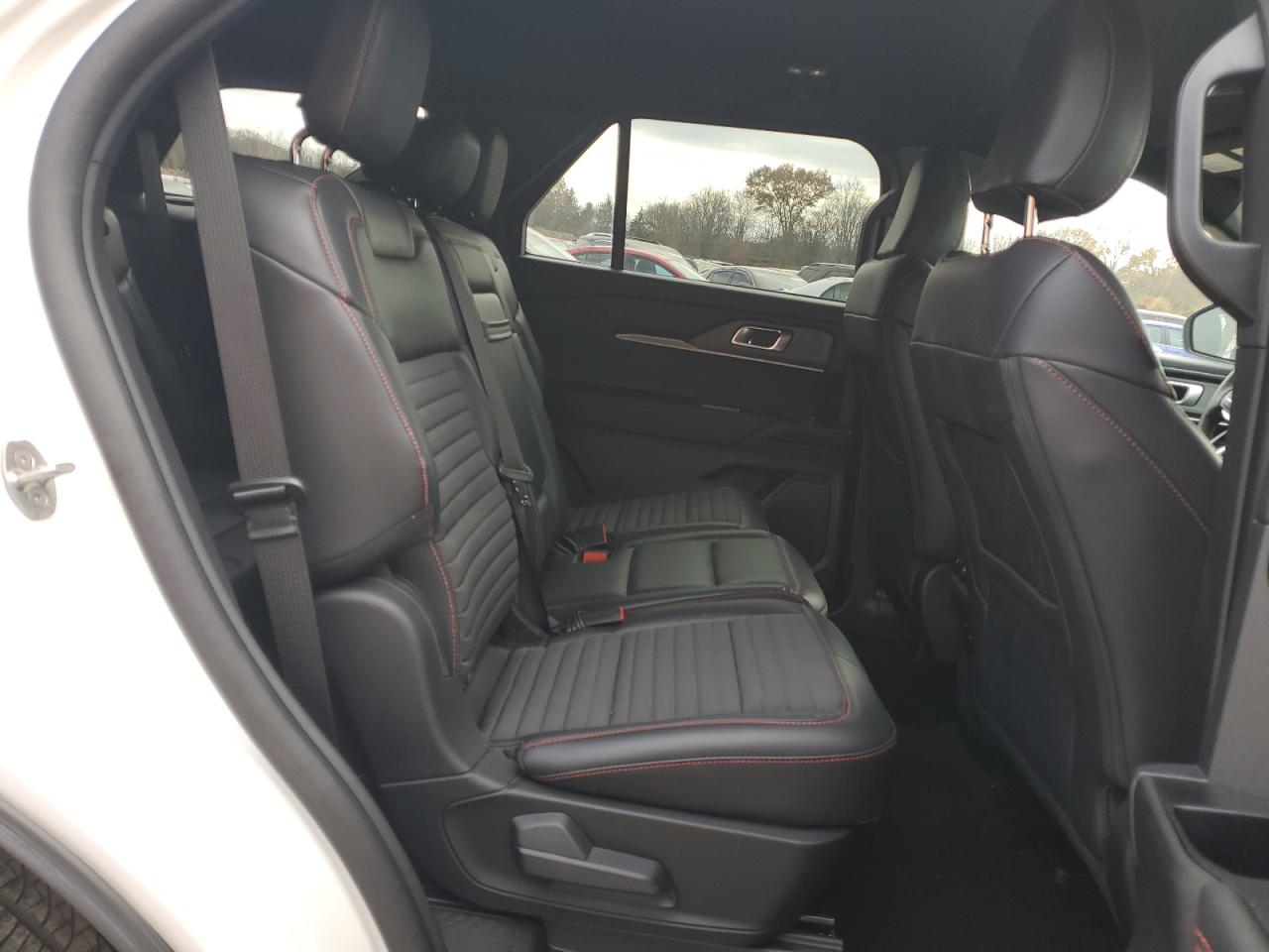 FORD EXPLORER ST-LINE