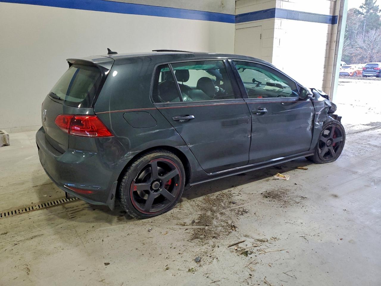 VOLKSWAGEN GOLF GTI