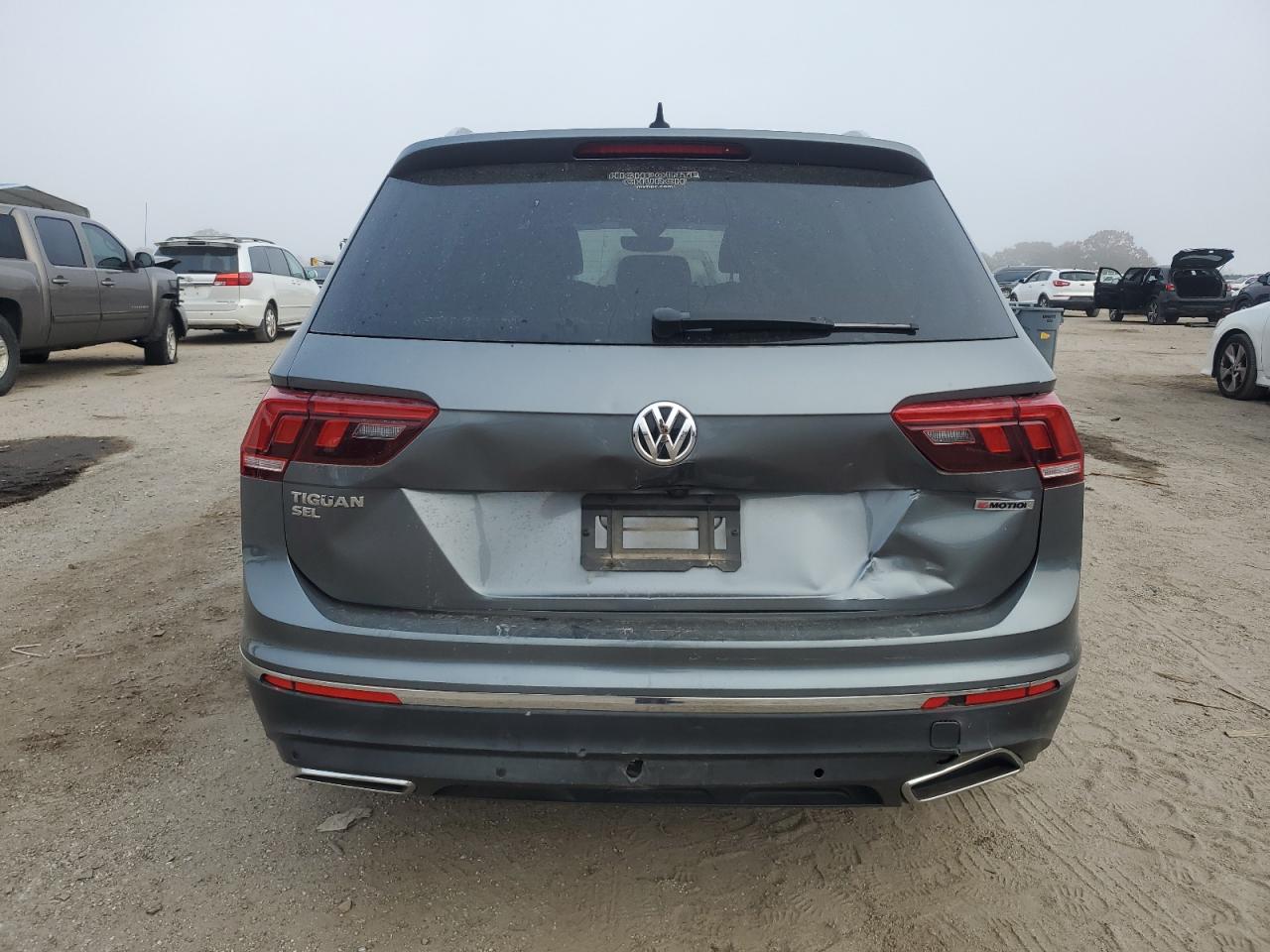 VOLKSWAGEN TIGUAN SE