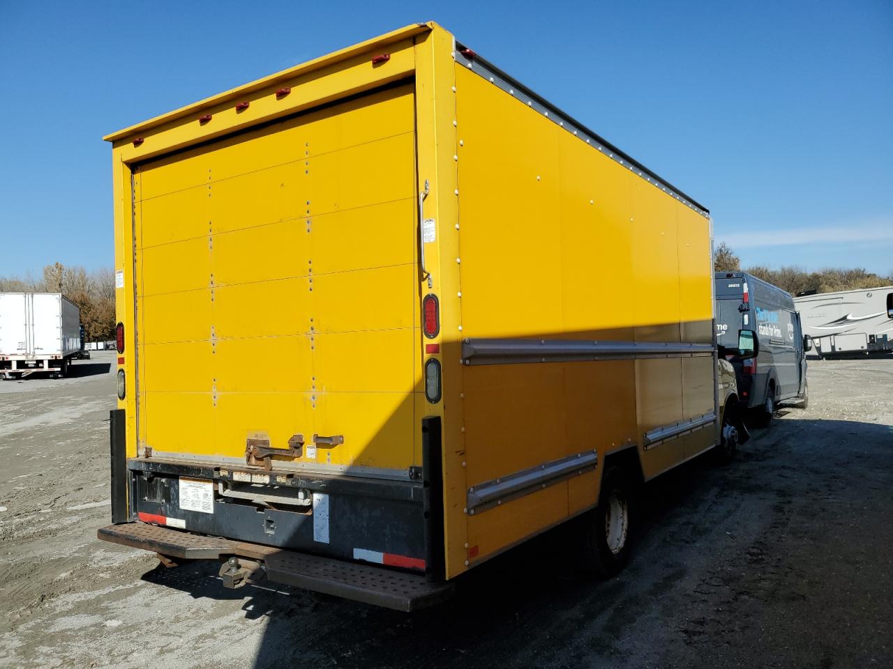 GMC SAVANA CUTAWAY G3500