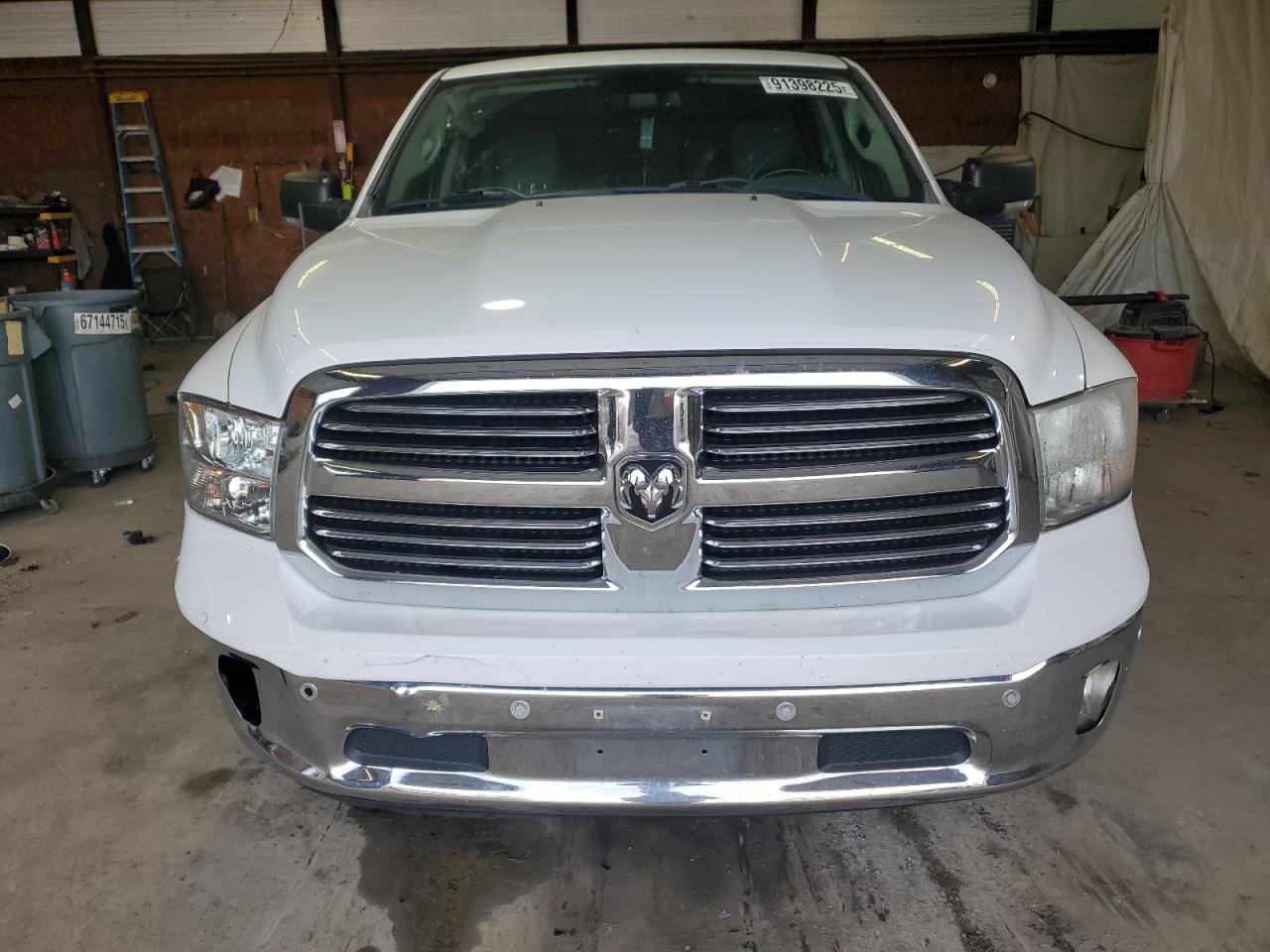 RAM 1500 SLT