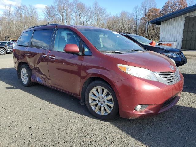 2015 TOYOTA SIENNA XLE #3291292462