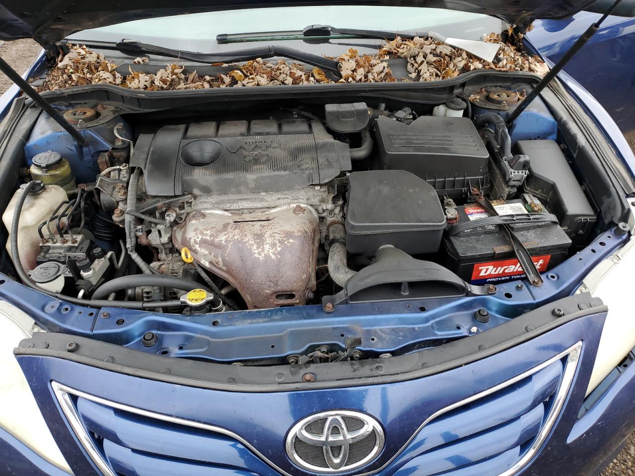 TOYOTA CAMRY BASE