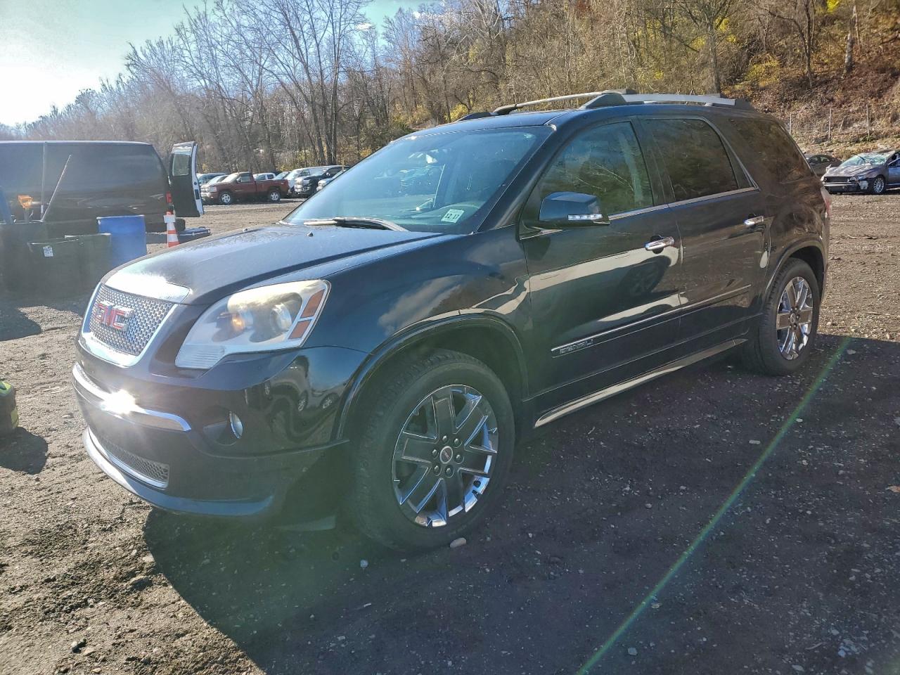 GMC ACADIA DENALI