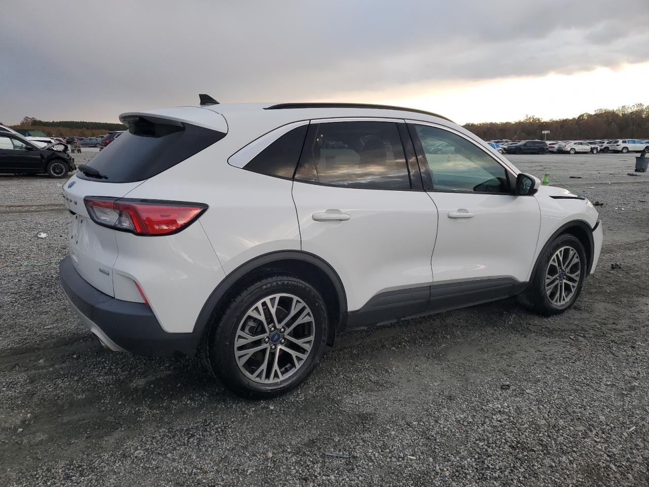 FORD ESCAPE SEL