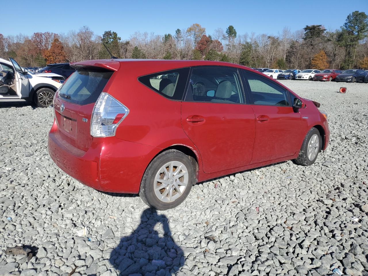 TOYOTA PRIUS V