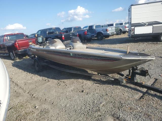 2001 TRACKER BOAT #3304632988