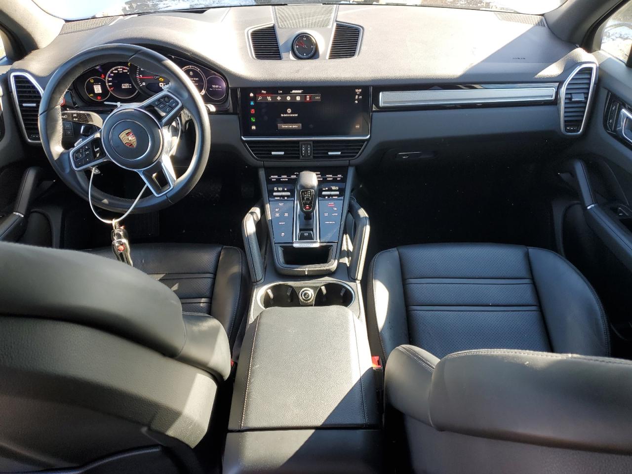 PORSCHE CAYENNE BASE