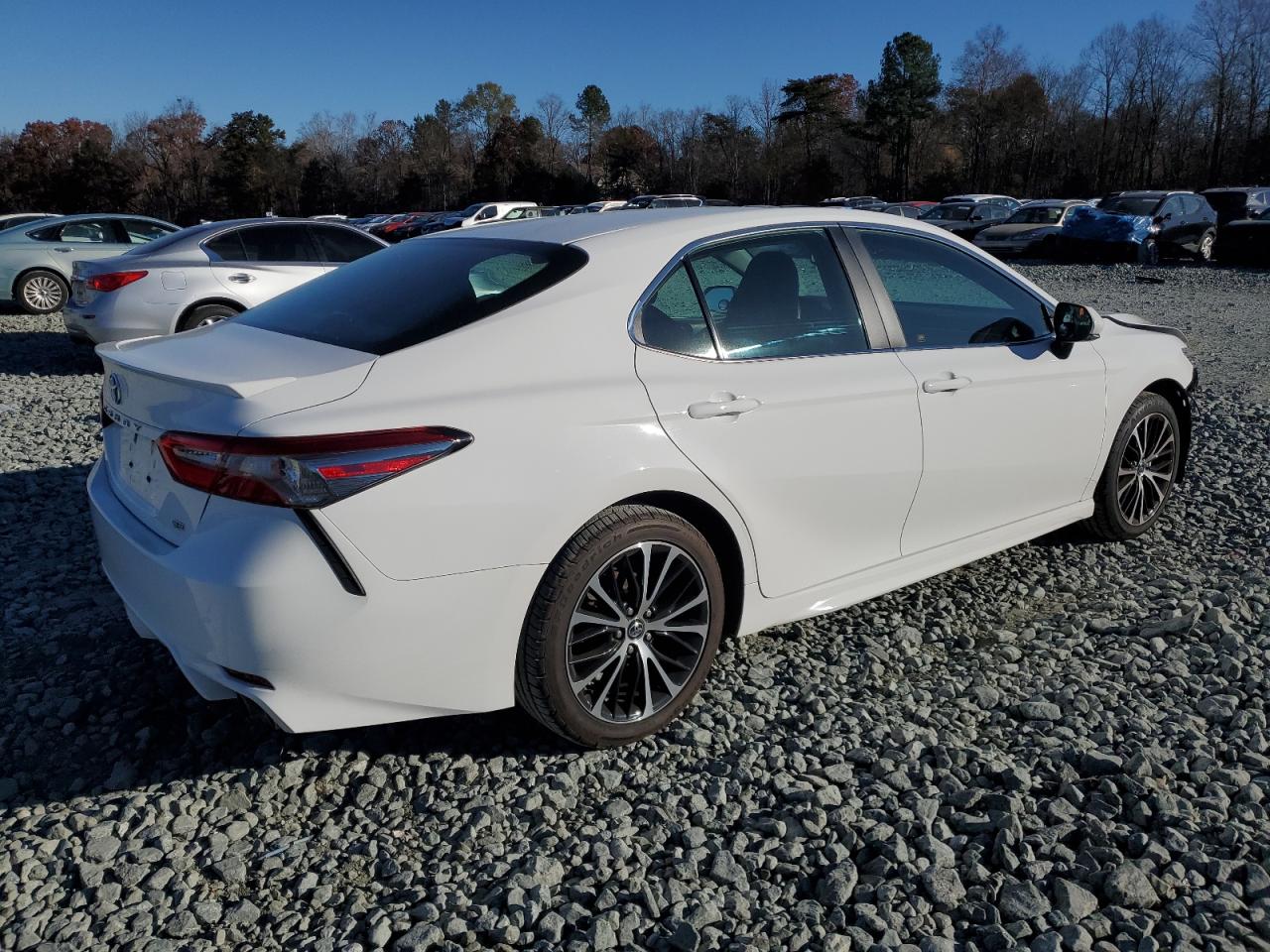 TOYOTA CAMRY L