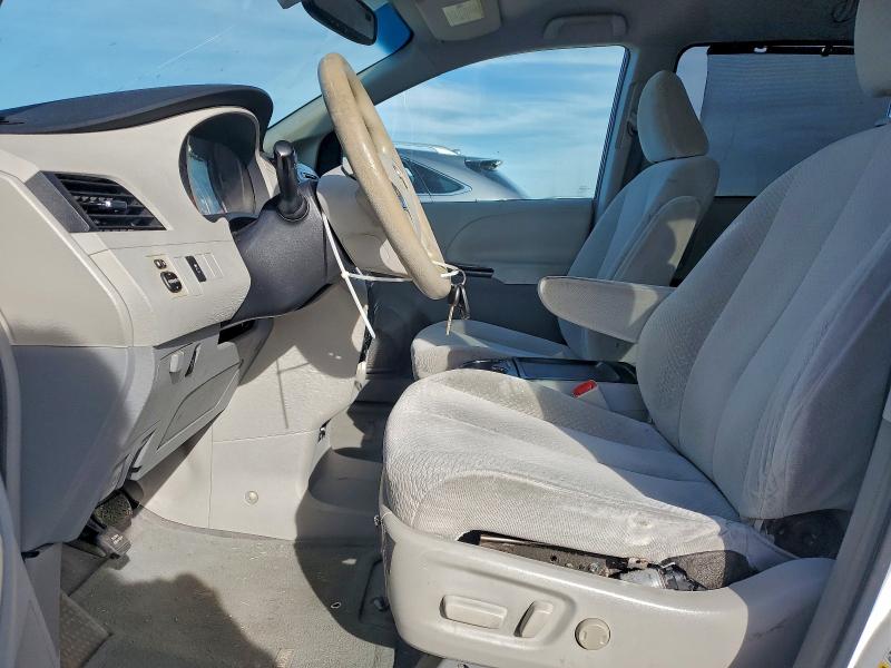 2011 TOYOTA SIENNA LE #3304794351