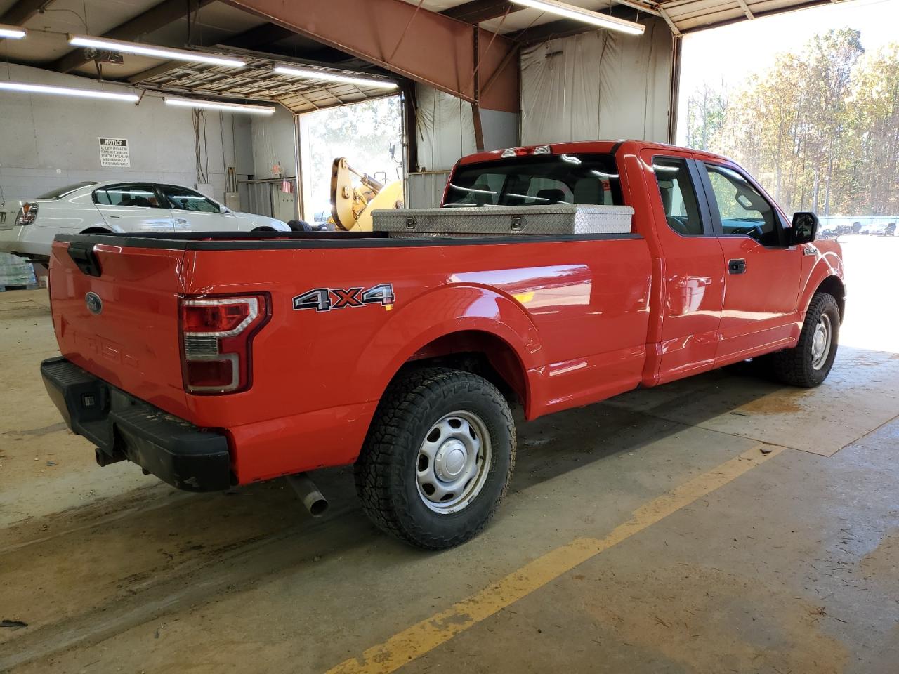 FORD F-150 SUPER CAB