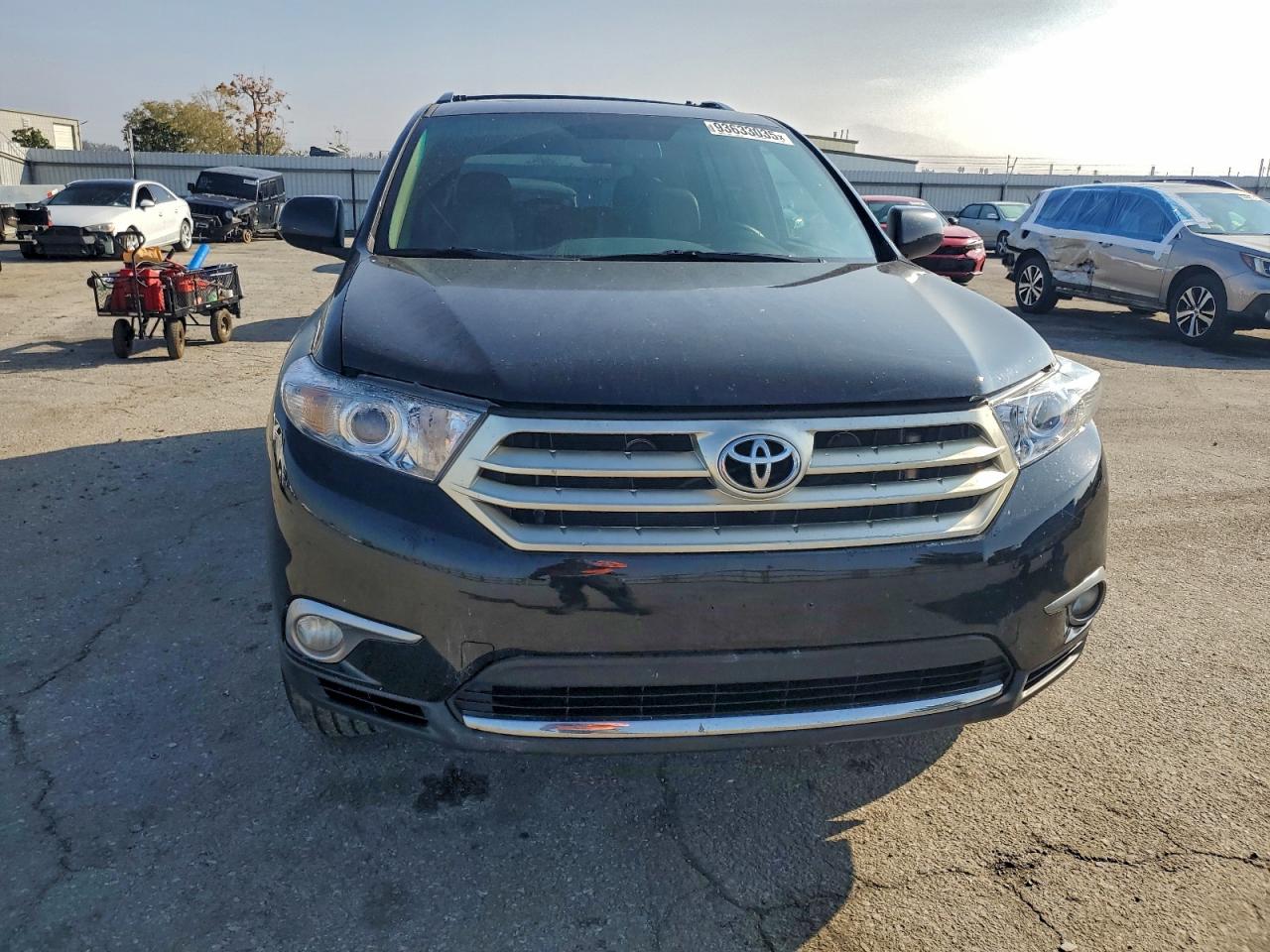 TOYOTA HIGHLANDER BASE