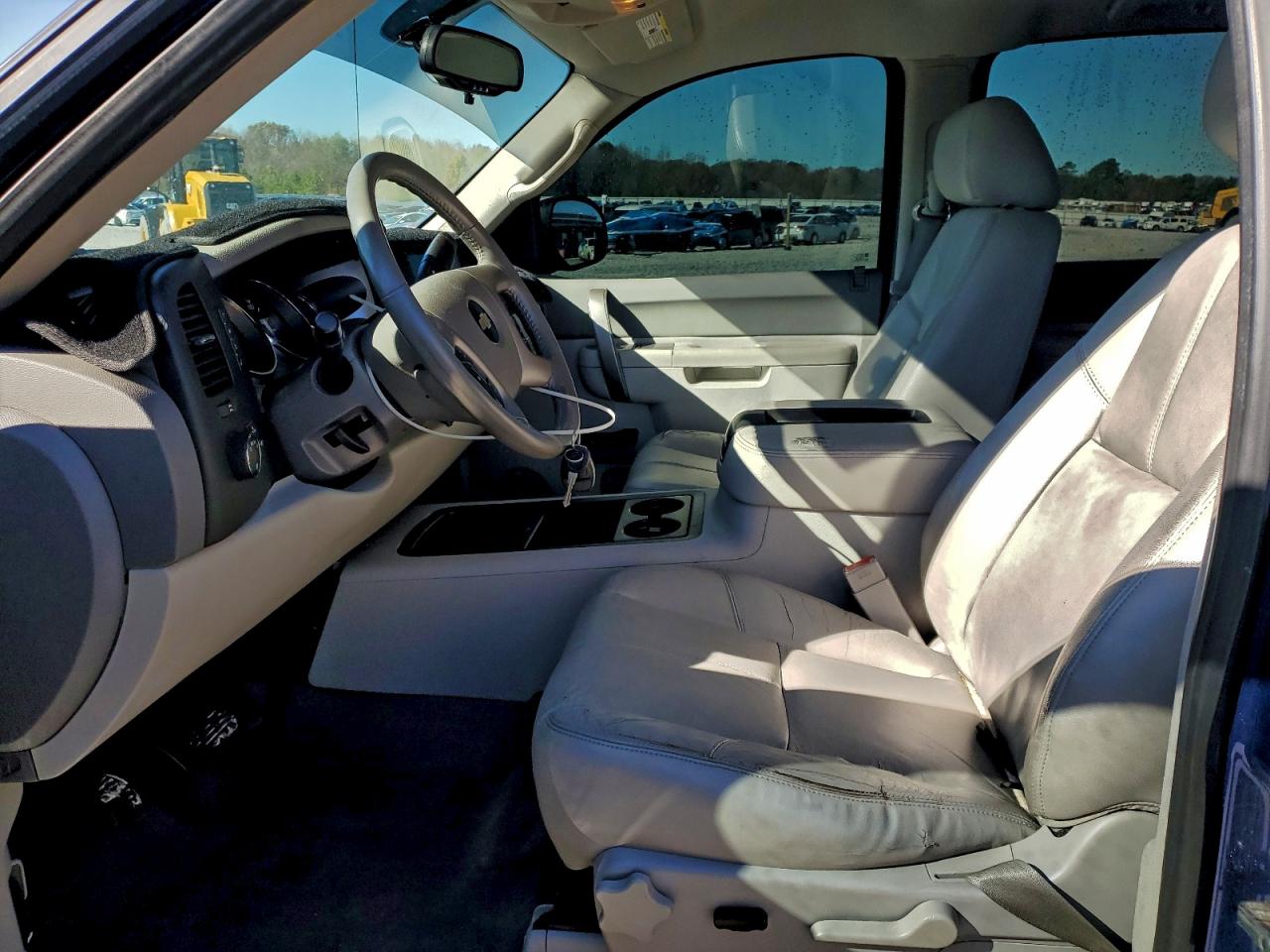 CHEVROLET SILVERADO C1500 LT