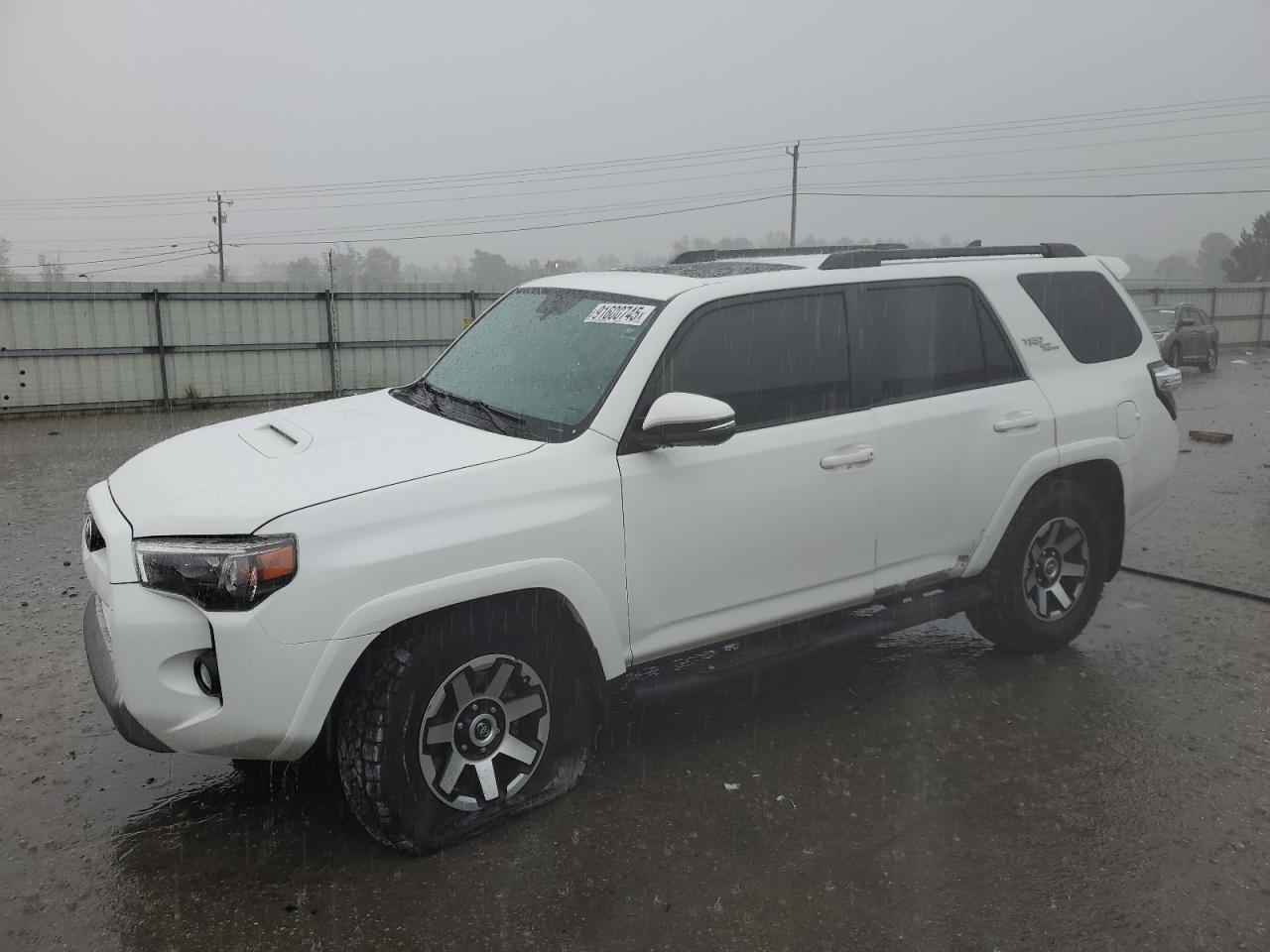 TOYOTA 4RUNNER SR5/SR5 PREMIUM