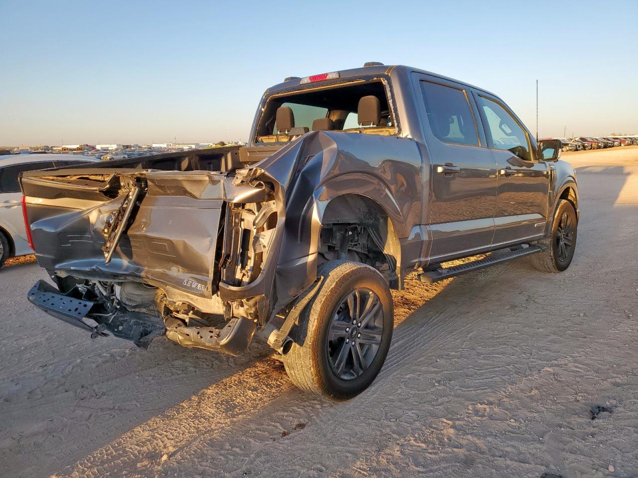 FORD F-150 SUPERCREW