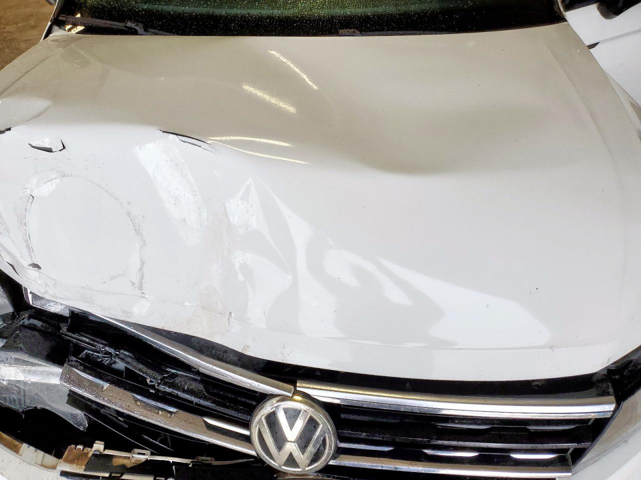 VOLKSWAGEN TIGUAN SE