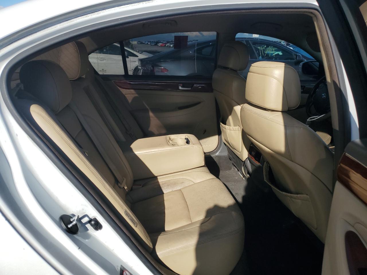 HYUNDAI GENESIS 3.8L