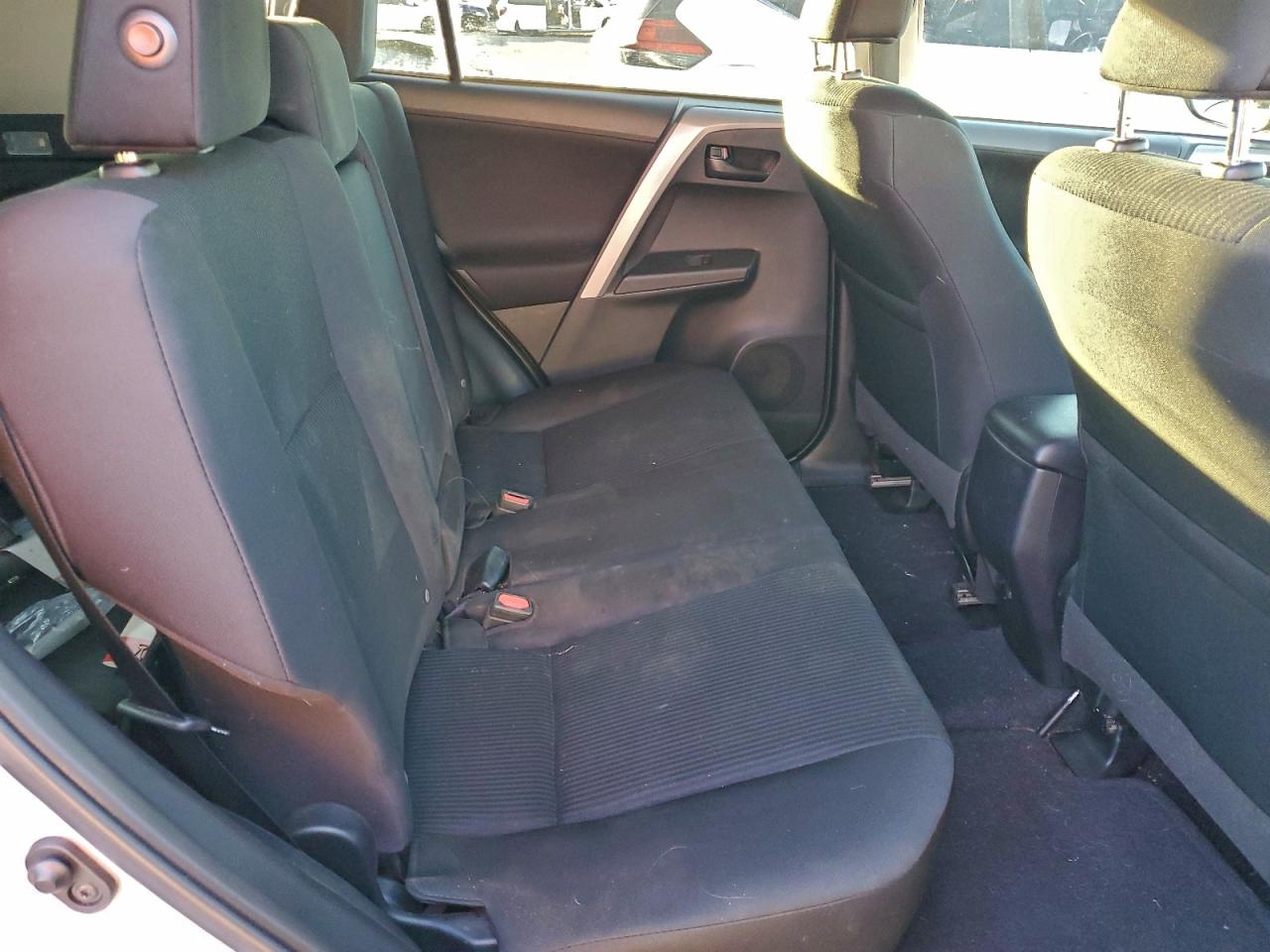 Lot #3303001602 2016 TOYOTA RAV4 LE