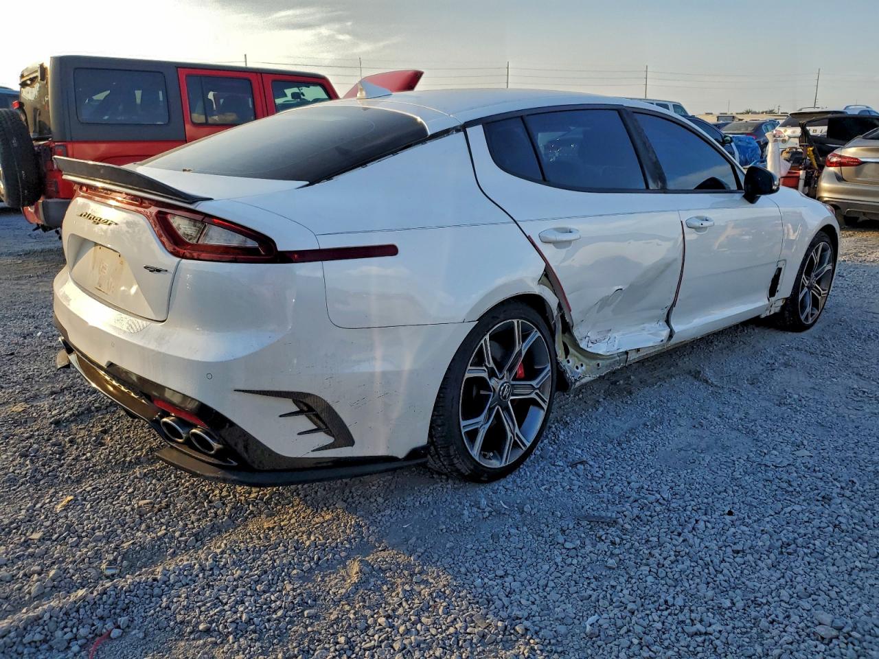 KIA STINGER GT