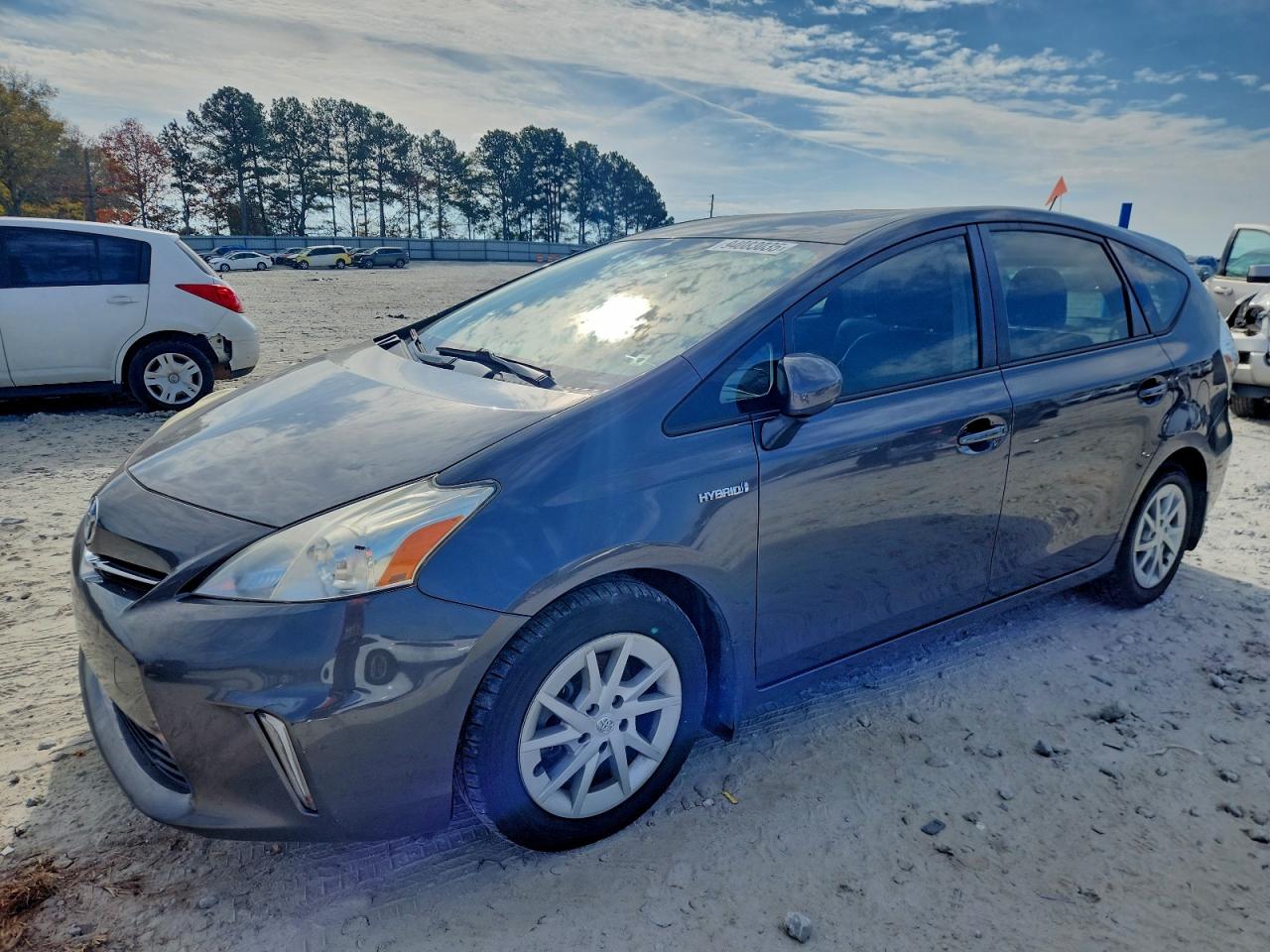 TOYOTA PRIUS V
