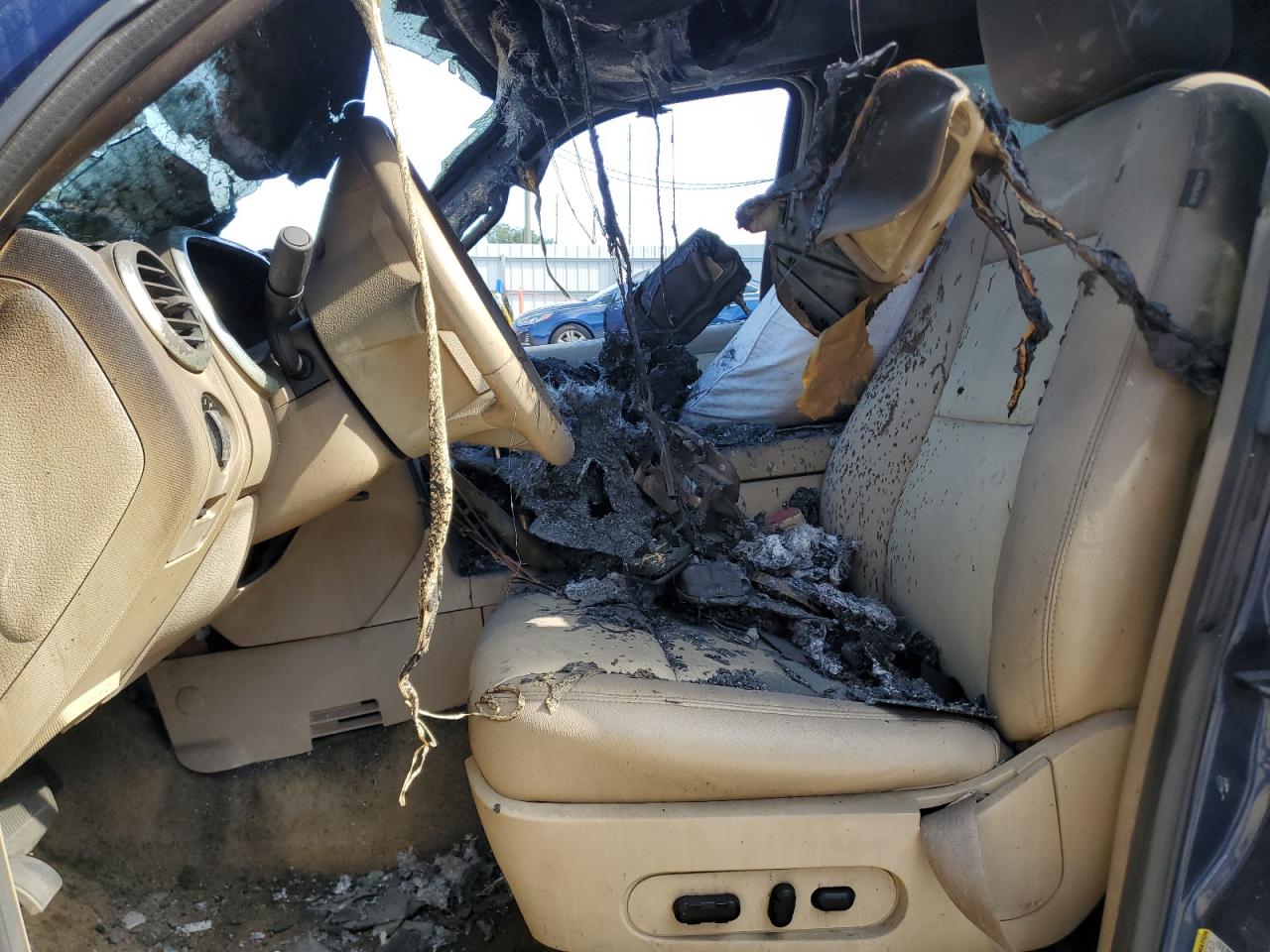 Lot #3302885935 2006 FORD EXPLORER X