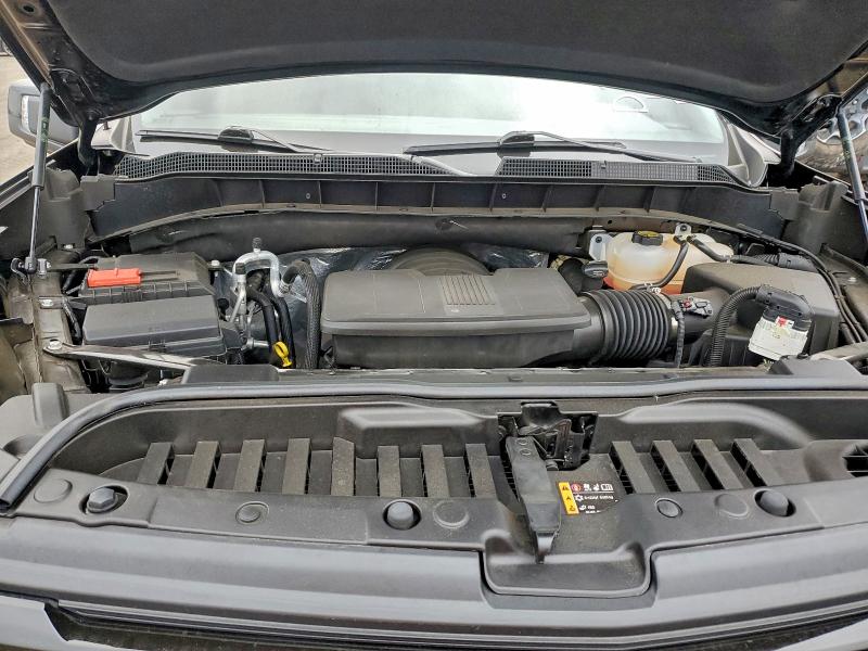 2025 CHEVROLET SILVERADO #3303877698