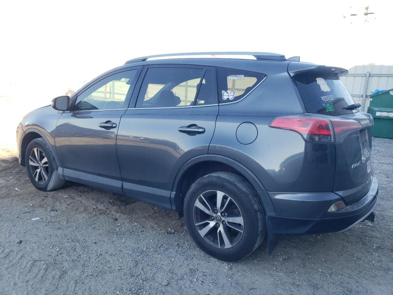 TOYOTA RAV4 XLE