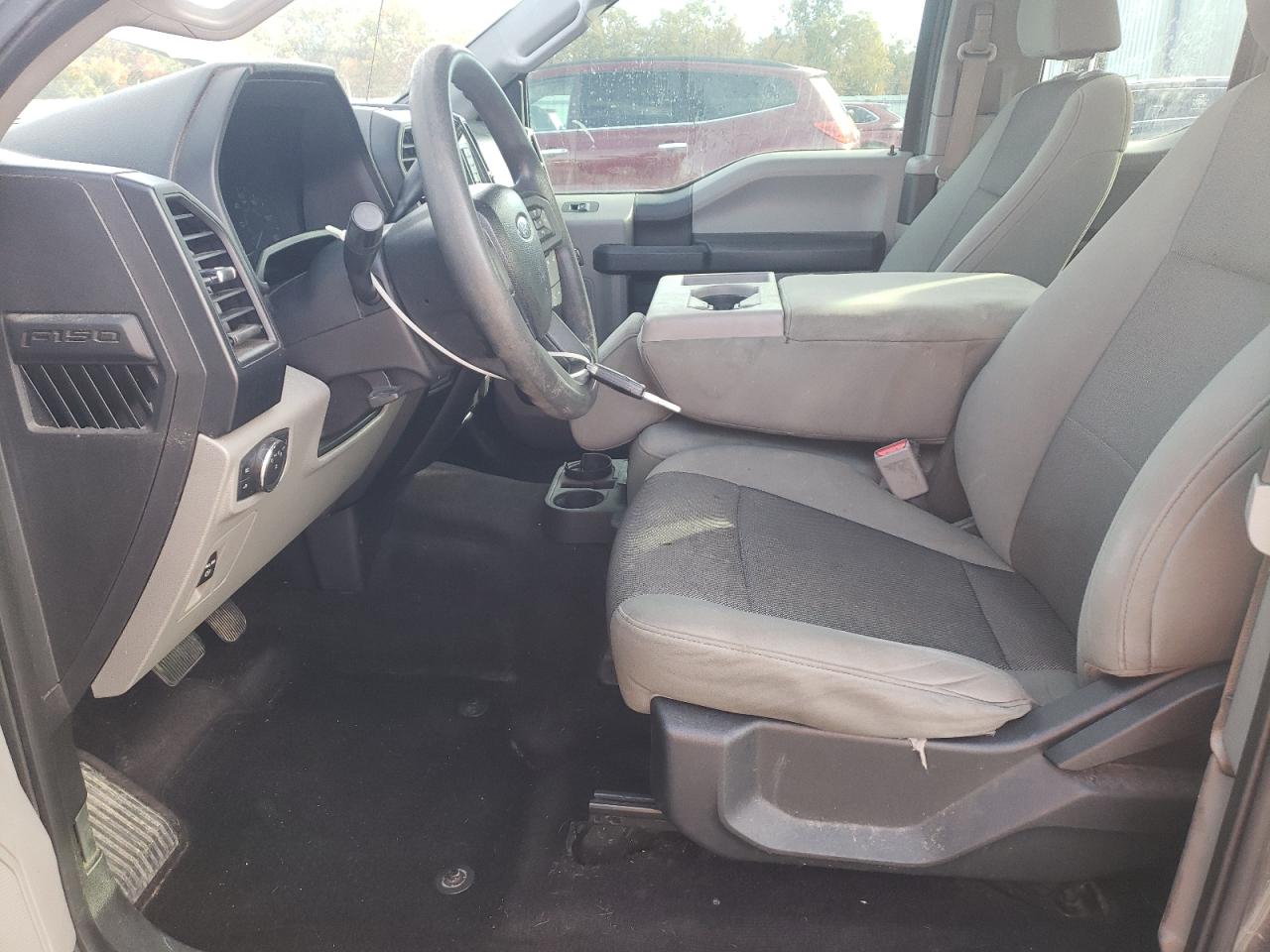 FORD F-150 SUPER CAB