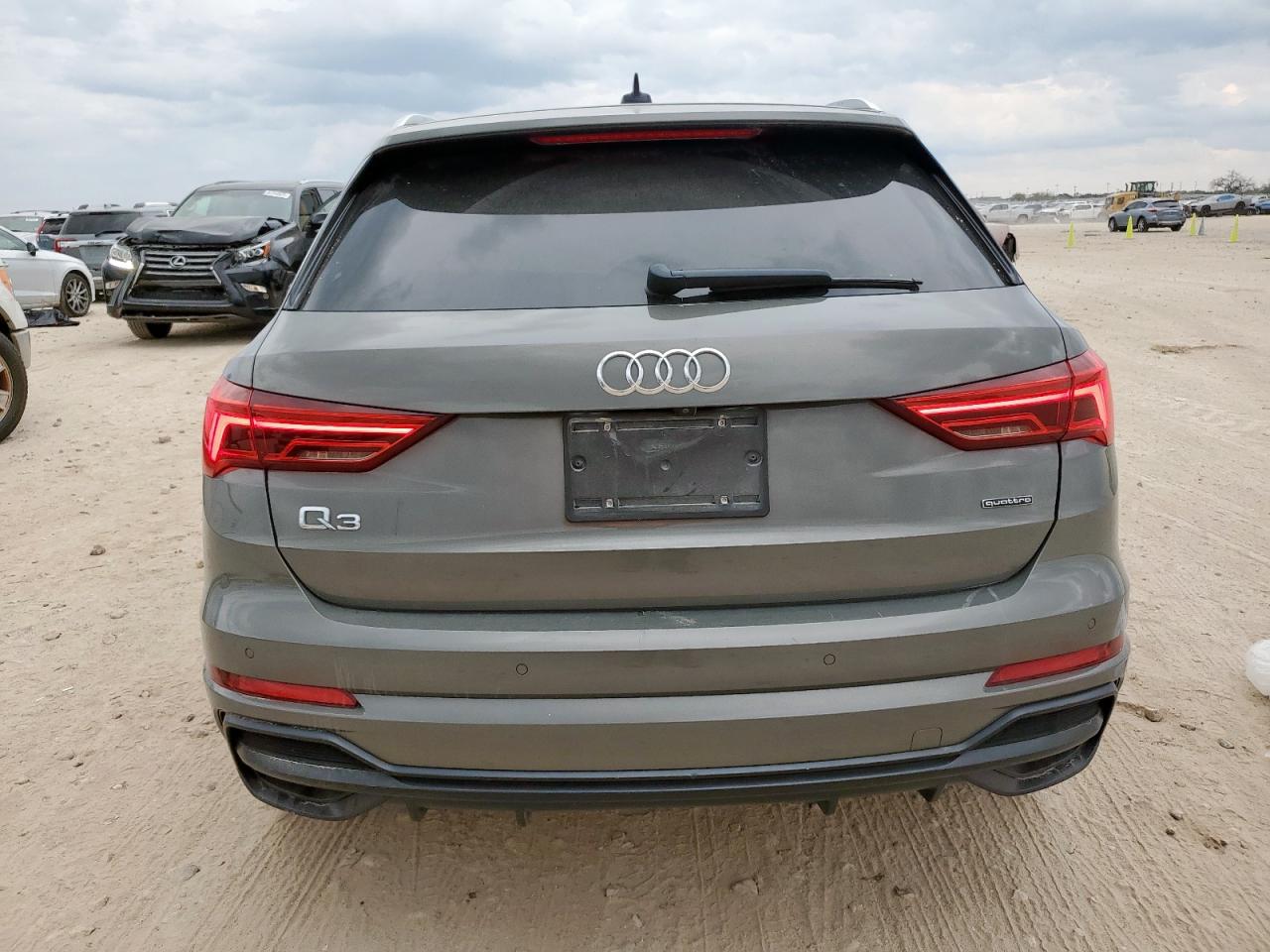 AUDI Q3 PREMIUM S LINE 45