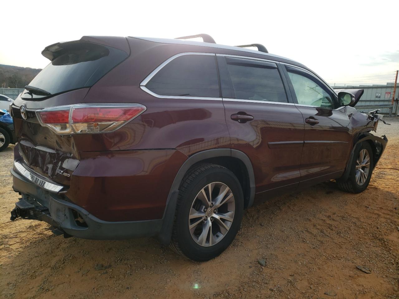 TOYOTA HIGHLANDER XLE