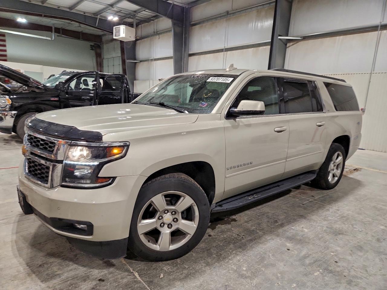 CHEVROLET SUBURBAN K1500 LT