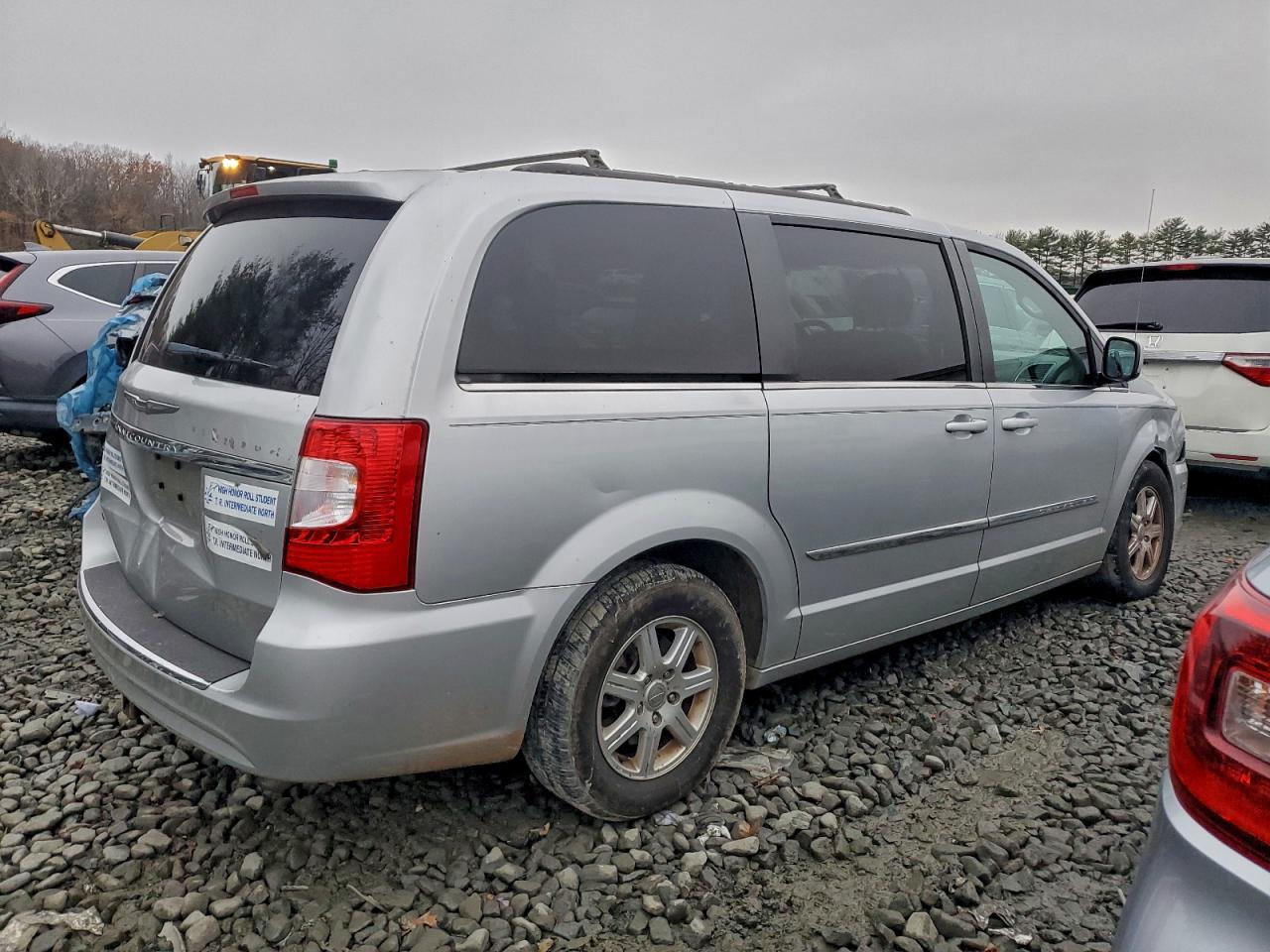 CHRYSLER TOWN & COUNTRY TOURING
