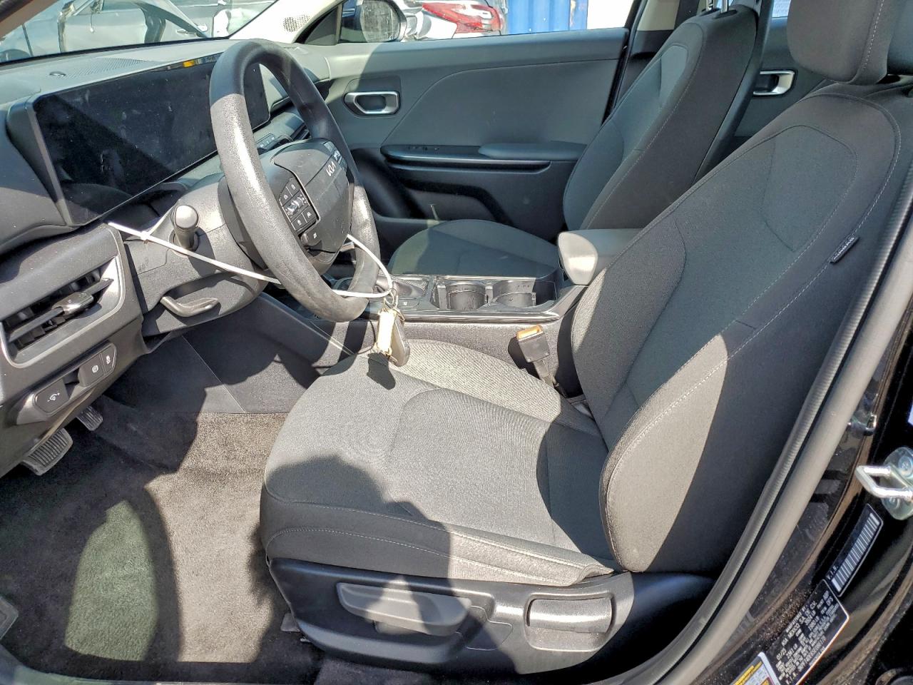 Lot #3304602469 2025 KIA K4 LX