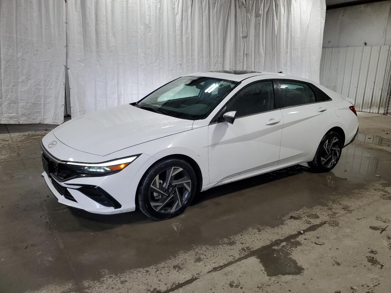 HYUNDAI ELANTRA LIMITED