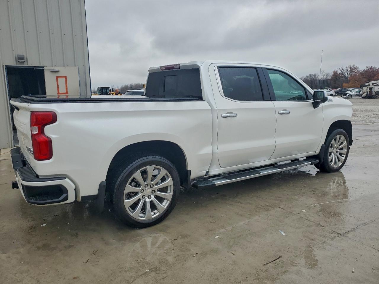 CHEVROLET SILVERADO K1500 HIGH COUNTRY