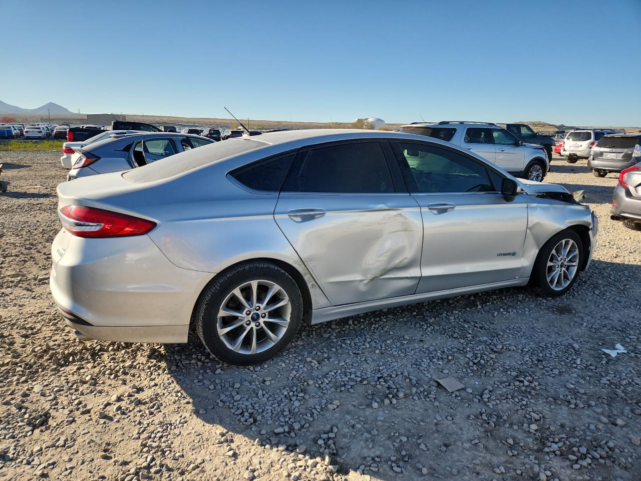 FORD FUSION SE HYBRID