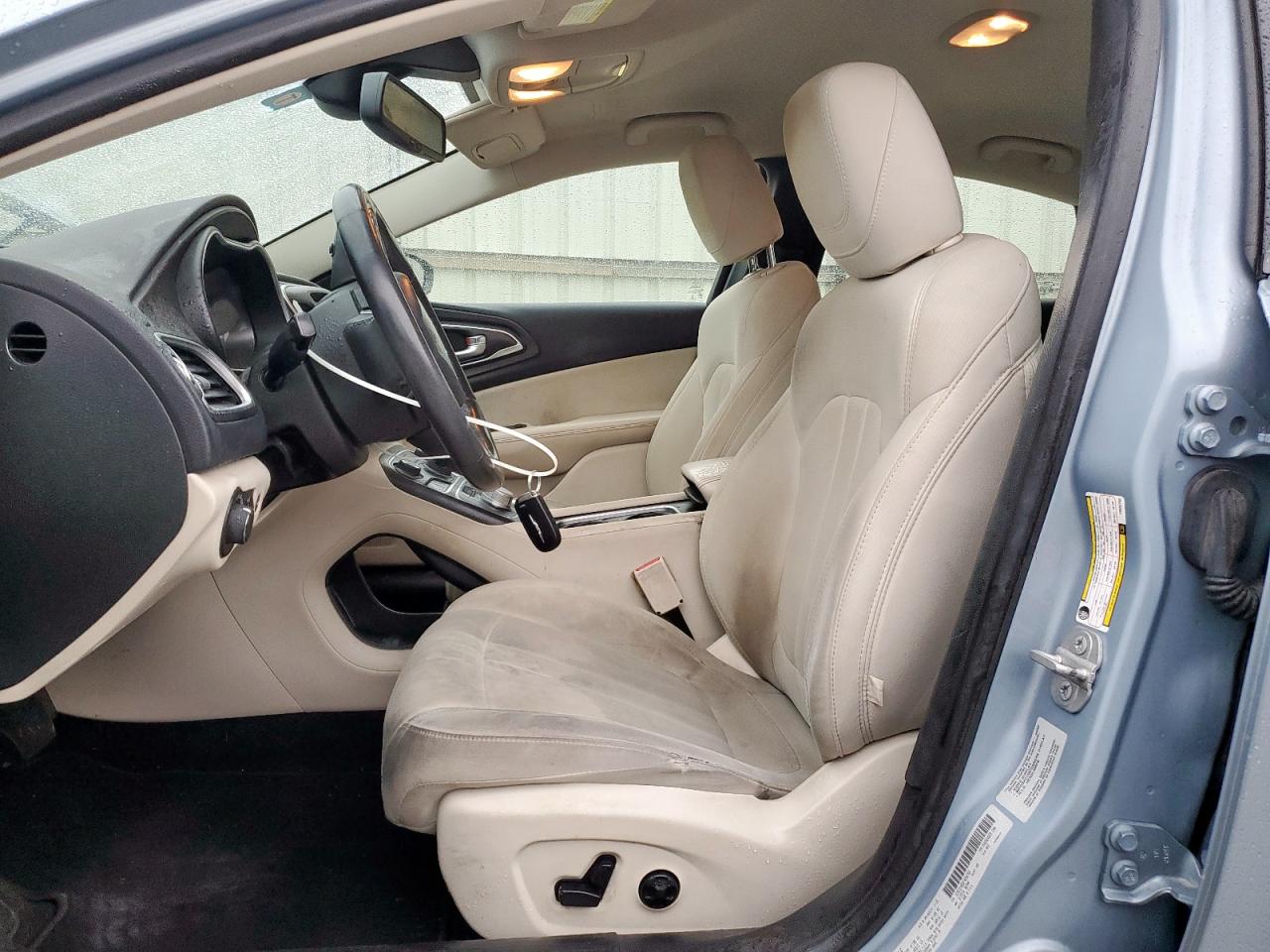 CHRYSLER 200 LIMITED