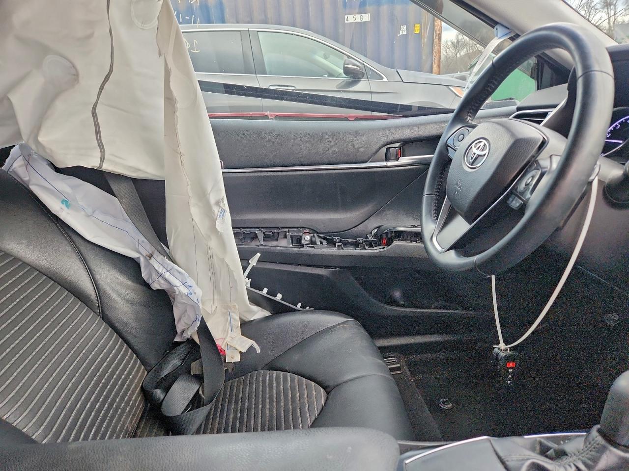 Lot #3302923137 2018 TOYOTA CAMRY L