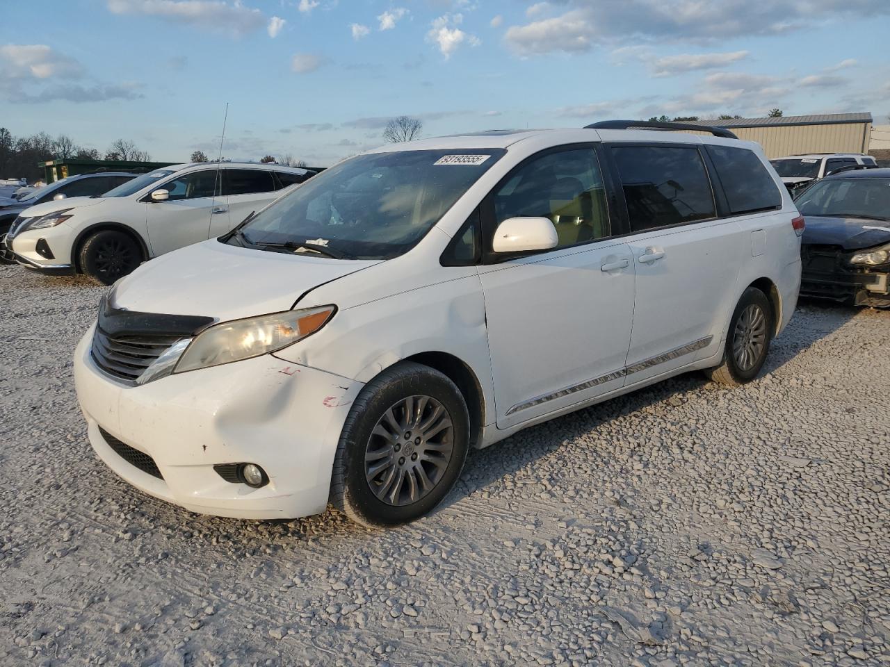 Lot #3302869928 2013 TOYOTA SIENNA XLE