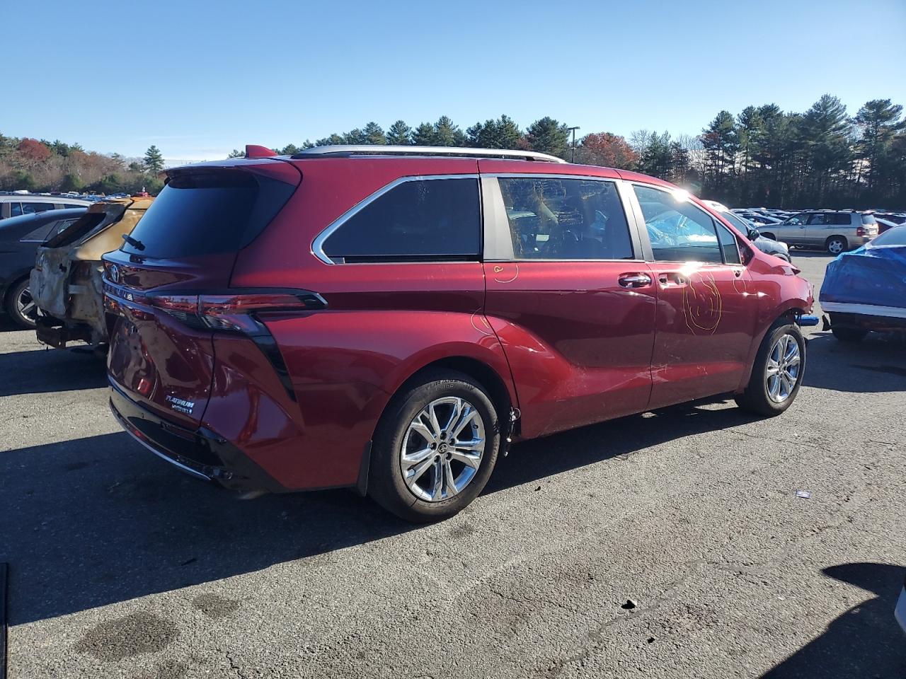 TOYOTA SIENNA LIMITED