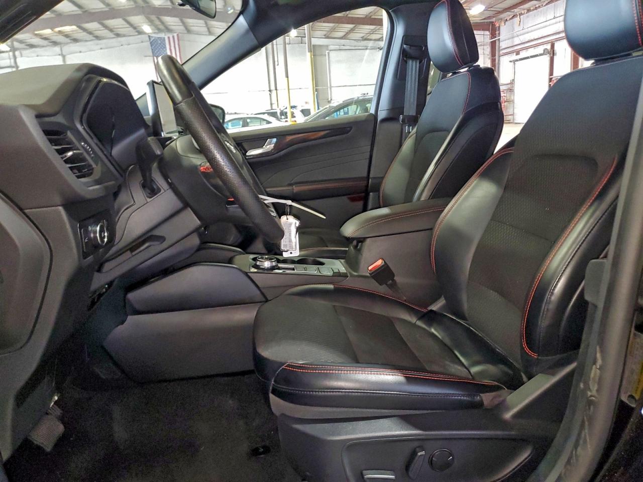 FORD ESCAPE ST LINE SELECT