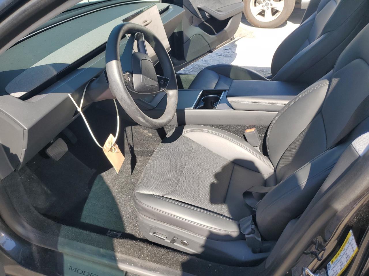 Lot #3302799920 2024 TESLA MODEL 3