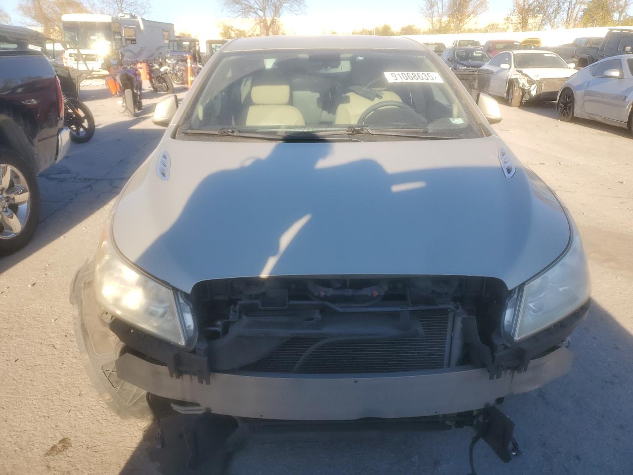 BUICK LACROSSE PREMIUM