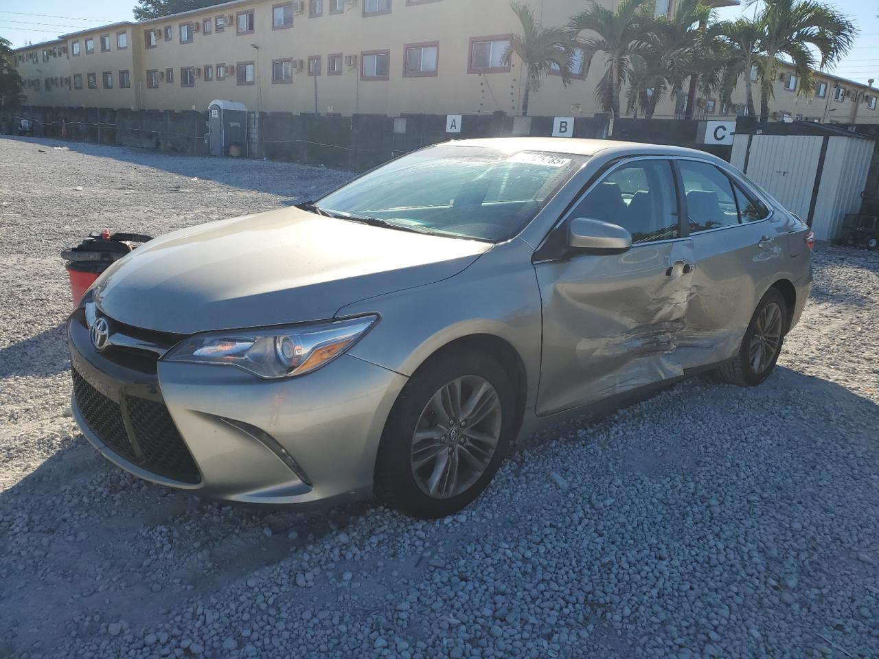Lot #3302798954 2015 TOYOTA CAMRY LE