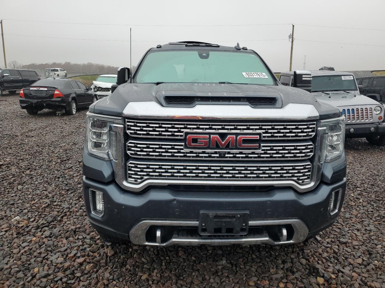 GMC SIERRA K2500 DENALI