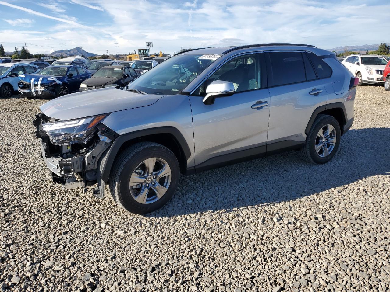 TOYOTA RAV4 LE