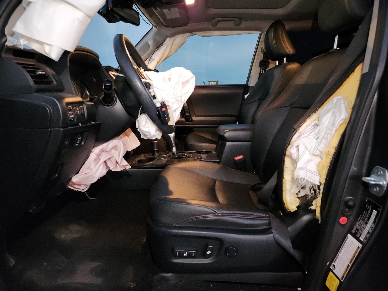 TOYOTA 4RUNNER SR5/SR5 PREMIUM