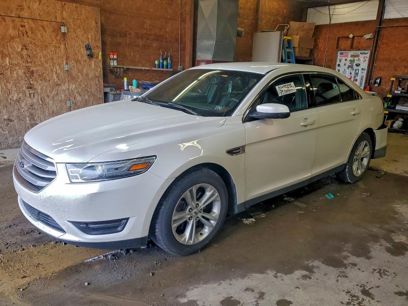 Global Auto Auctions: 2014 FORD TAURUS SEL