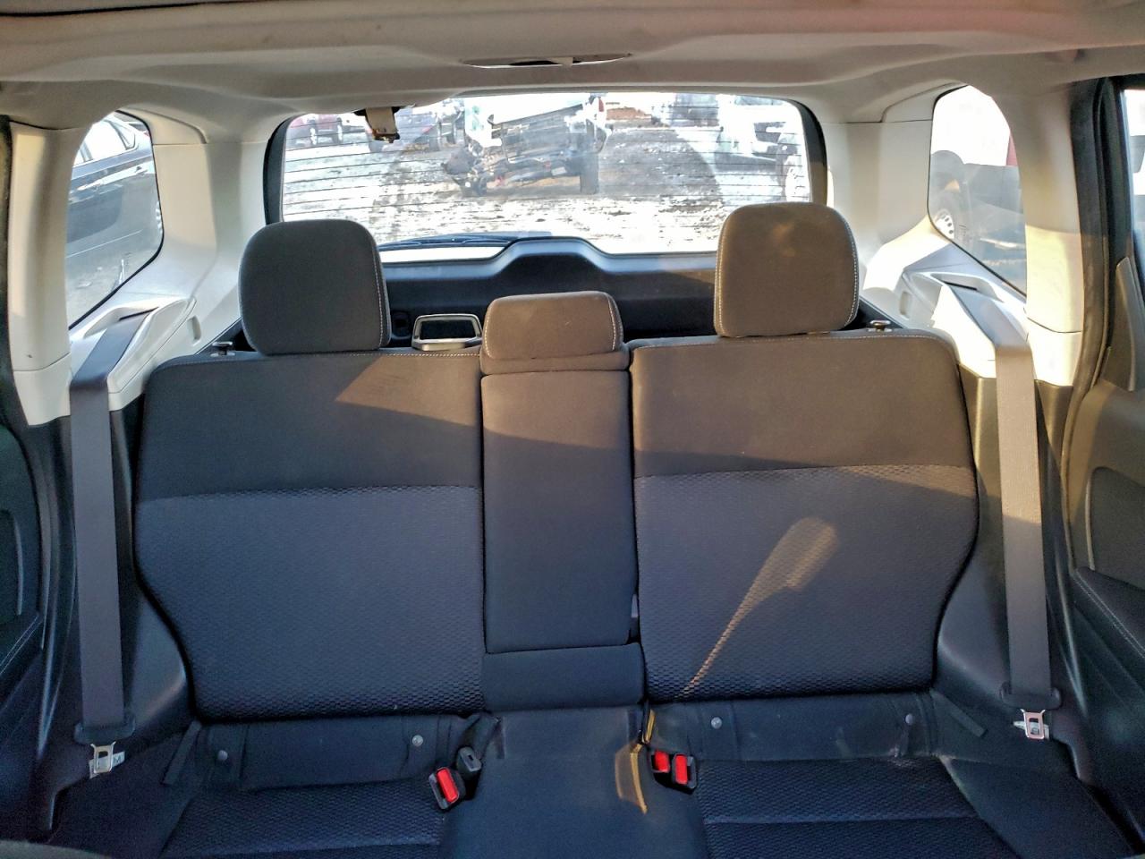 Lot #3301792348 2015 SUBARU FORESTER 2